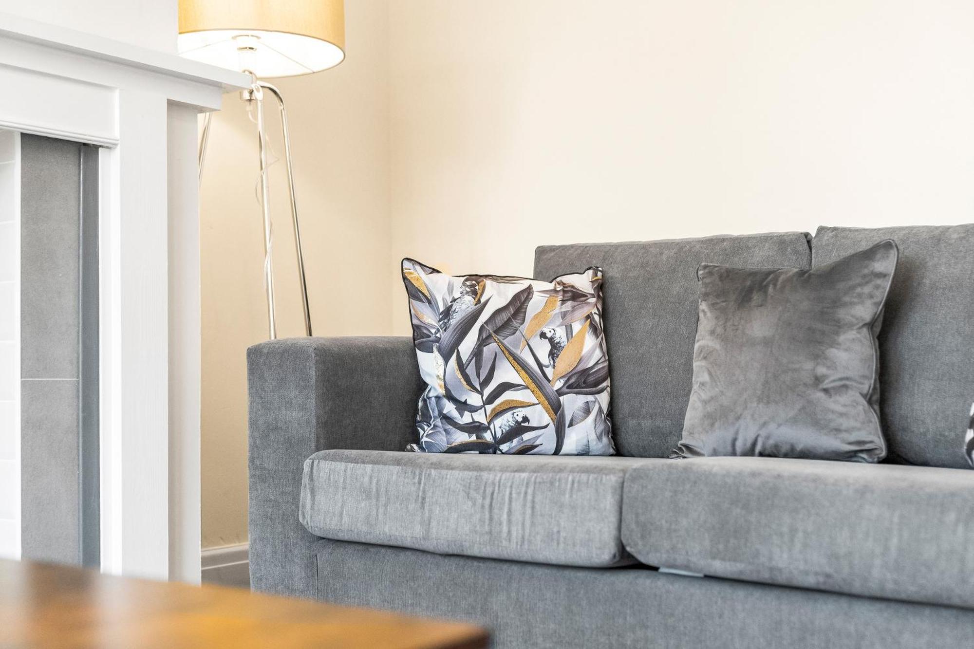 Holiday home Modern Stylish Home, Garden, Parking, Wifi Families Contractors Birmingham