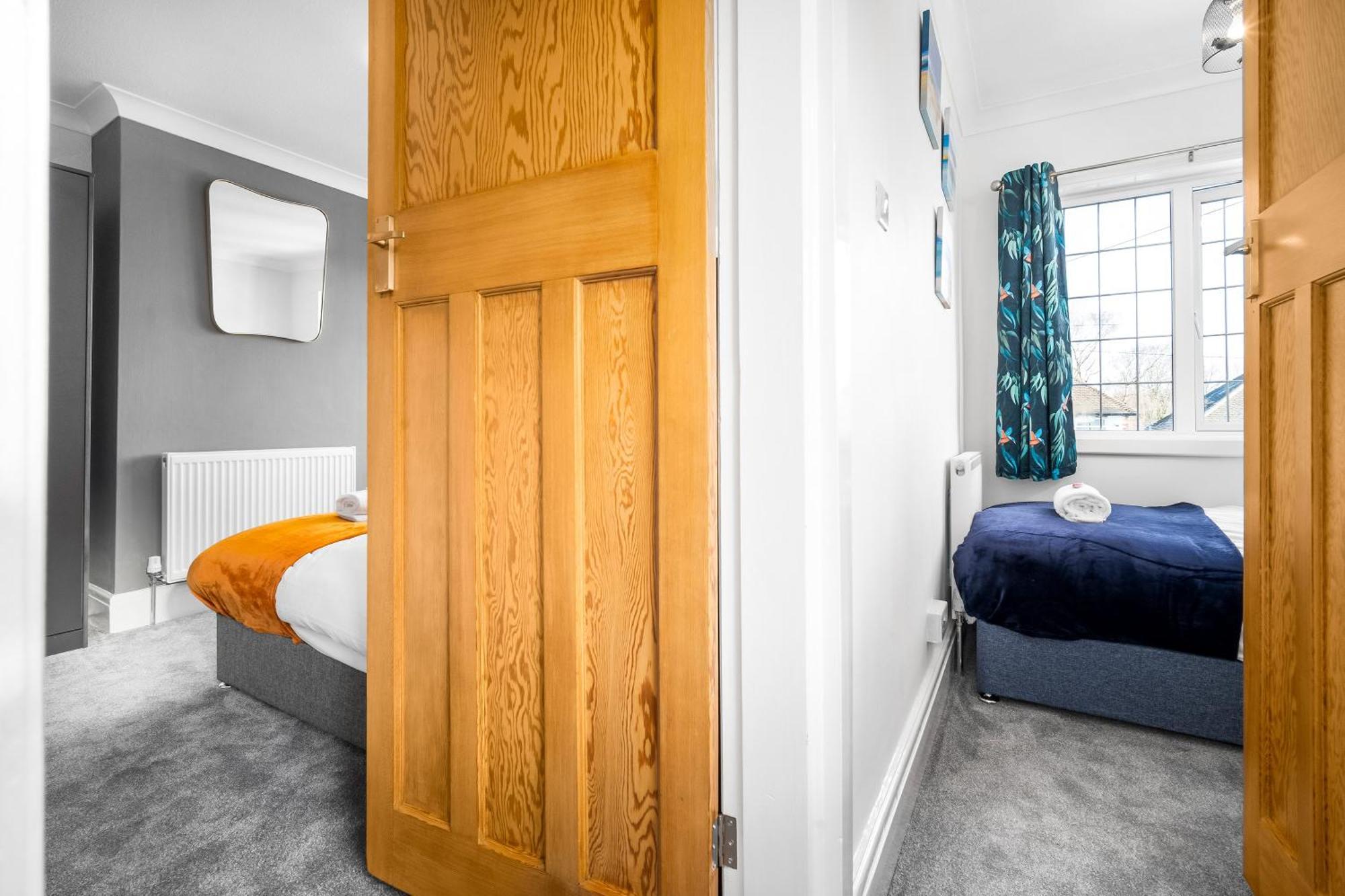 Modern Stylish Home, Garden, Parking, Wifi Families Contractors